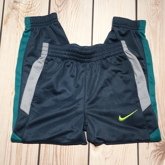 Nike Other - Nike boy’s track pants